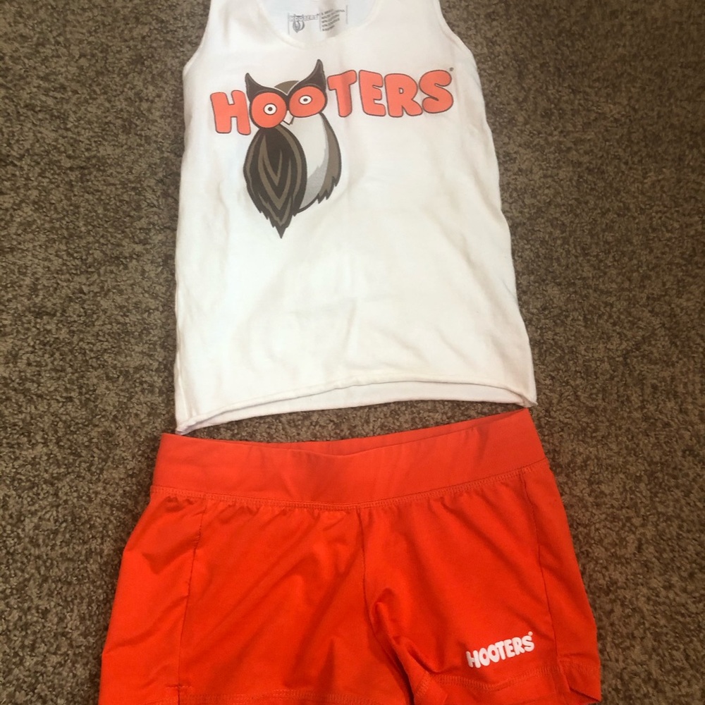 Hooters Uniform Set - Tank and Shorts XS